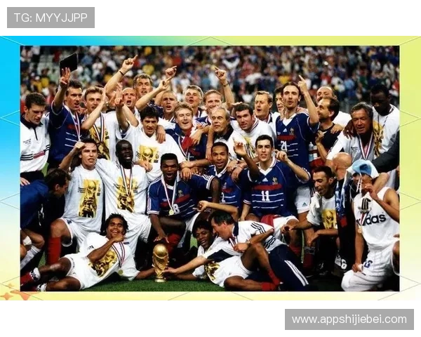 历届世界杯四强及冠军详细盘点，回顾足球历史上的辉煌时刻